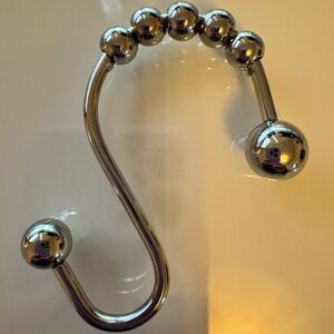 NEW SET OF 12 SHOWER RINGS (SILVER FINISH)